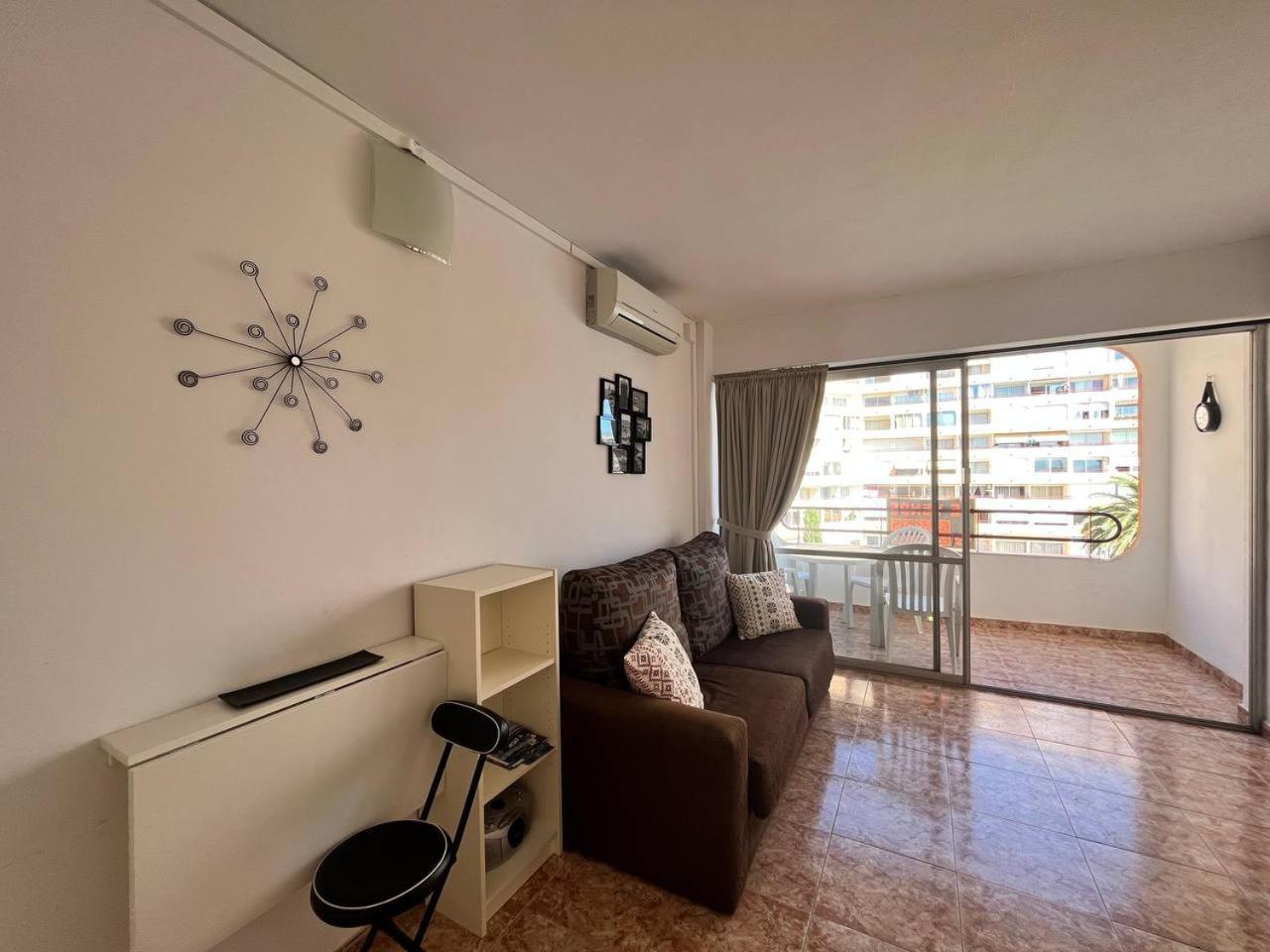 Estudio Con Tres Piscinas Comunitarias Y Pista De Tenis Roses Exterior foto